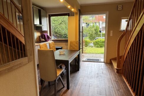 Blick Wohnzimmer in Küche