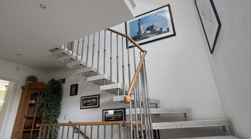 Treppe ins DG